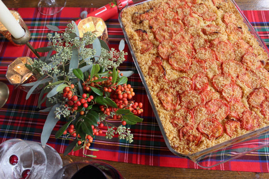Mac n cheese with tomato crust